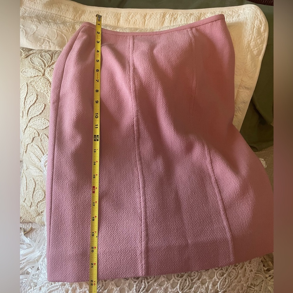 Carolina Herrera, pink pencil skirt